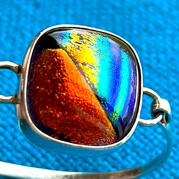 Dichroic Art glass sterling silver bracelet - Picture 2 of 7